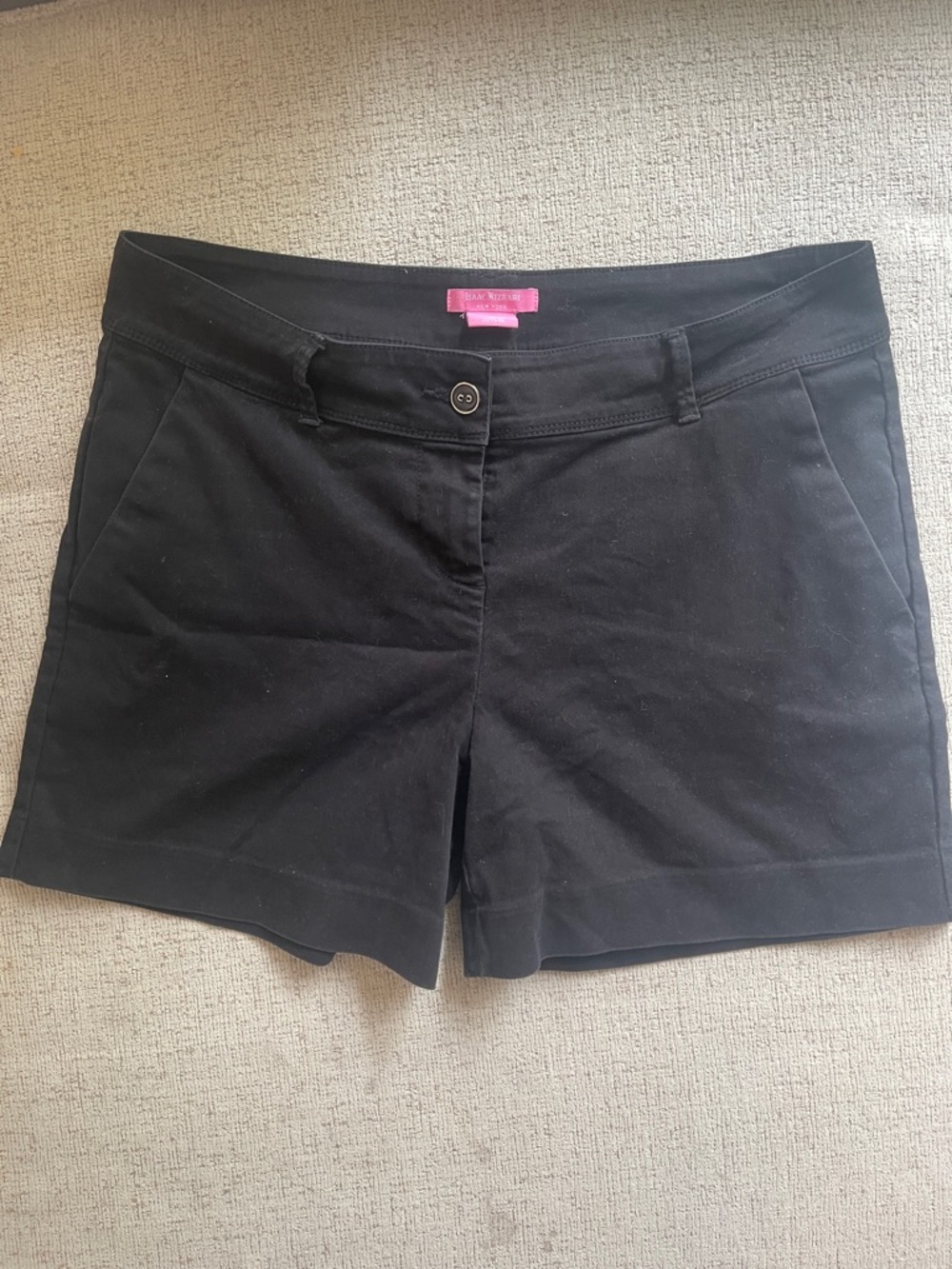 Isaac mizrahi 12 black shorts women
